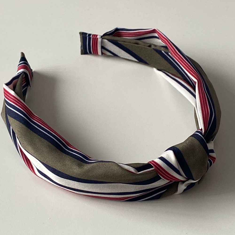 NEW Anthropologie headband (green)
